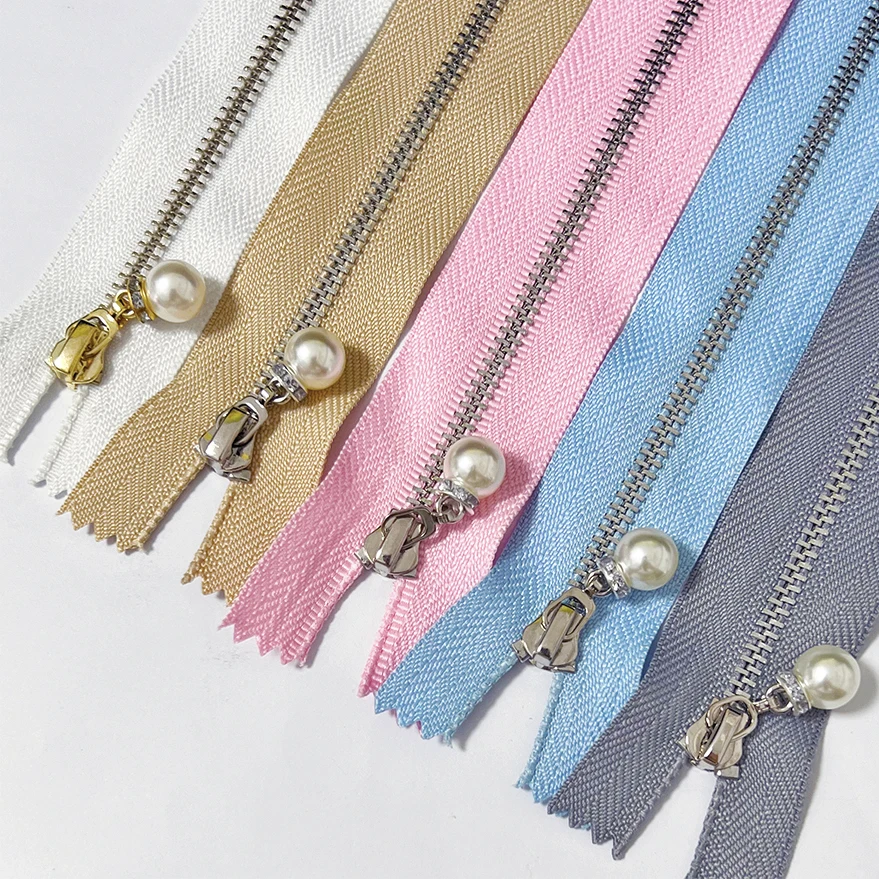 Wholesale Fancy Pearl Puller Custom Open Closed End #3 #5 #8 Gold Silver Decorative Pearl Slider Metal Zipper