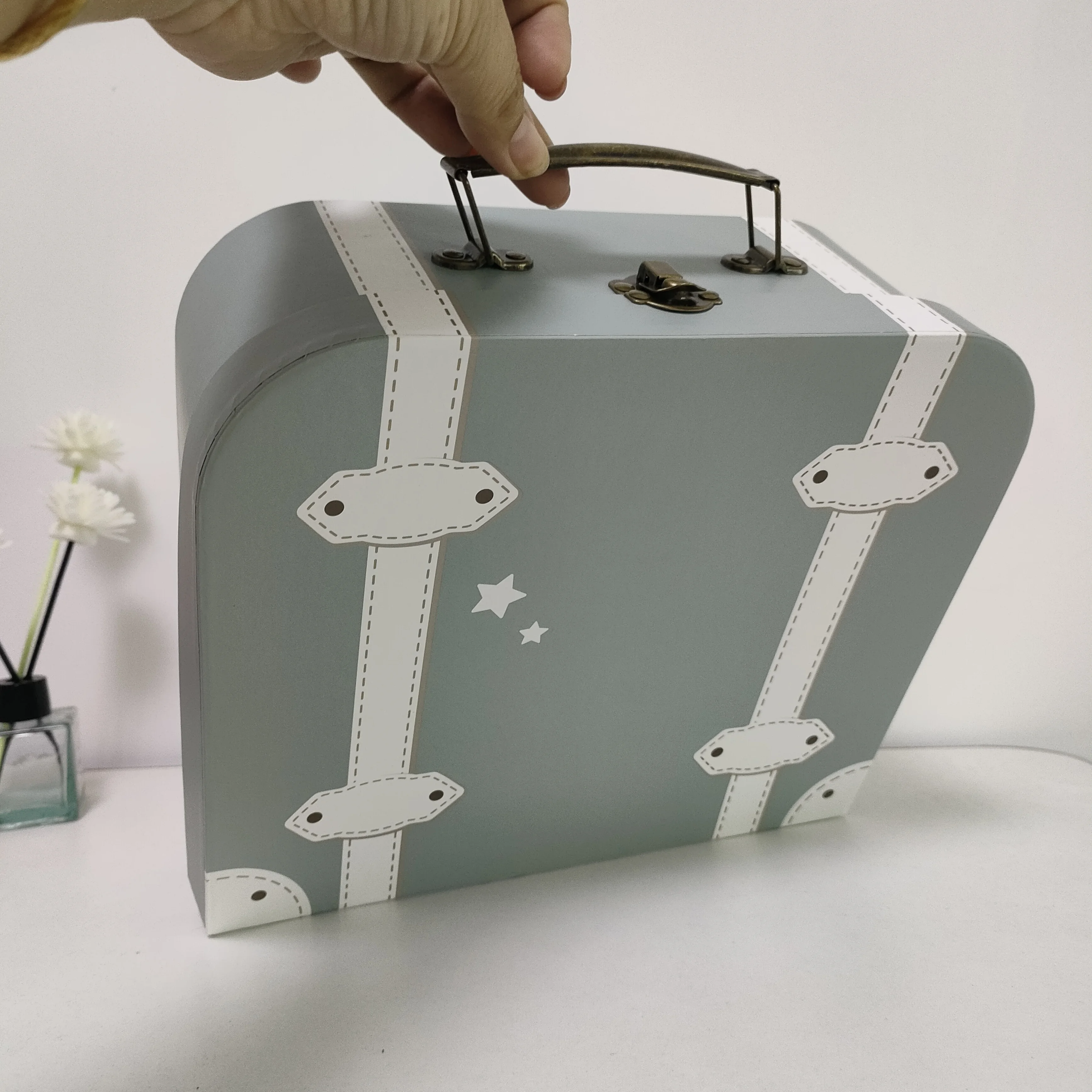 Digital Printing High End Cute Baby Products Packaging Cardboard Personalized Design Custom Paper Suitcase Gift Box For Children