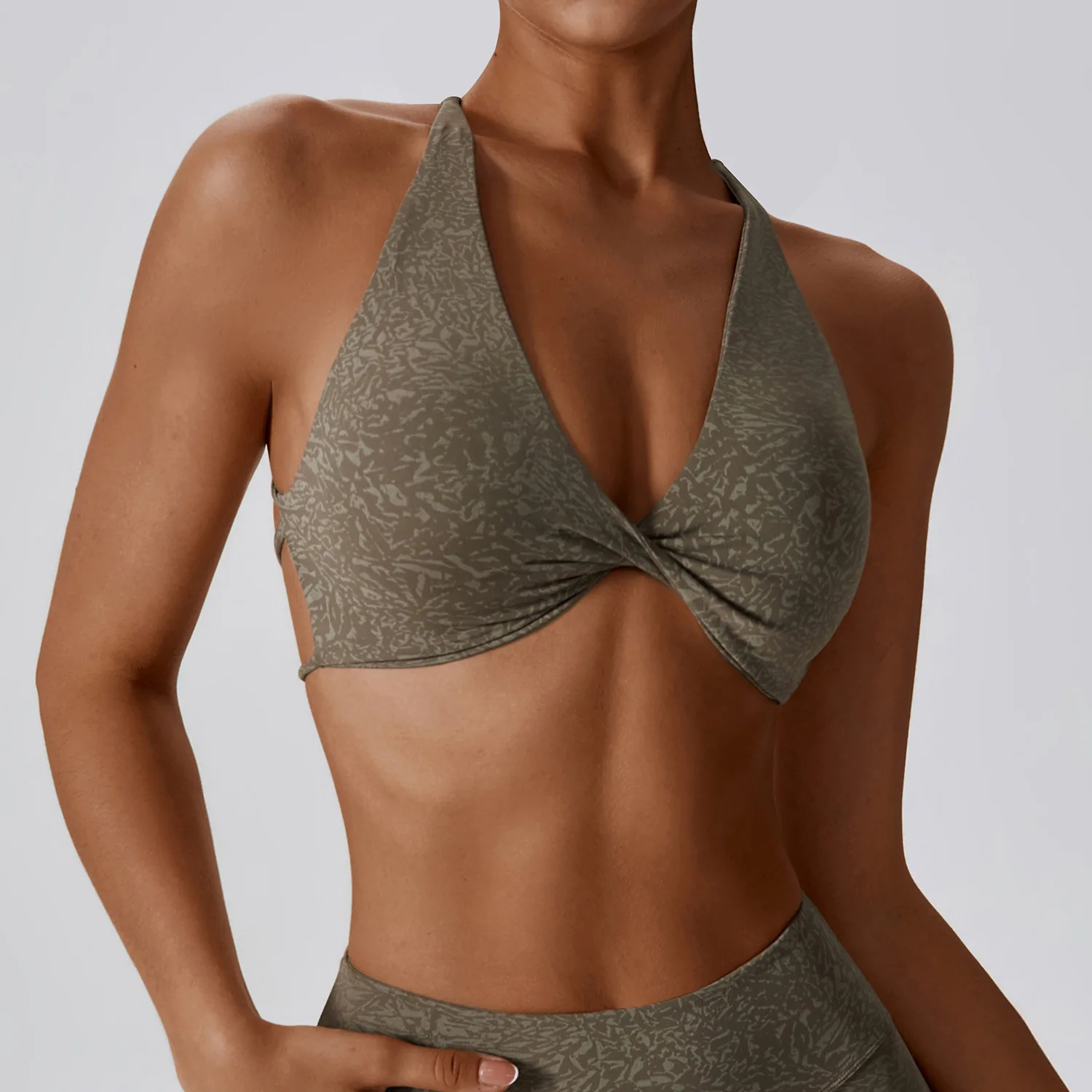 Cross Back Straps Sports Yoga Bra Top Fitness Sports Wear Women Sports Yoga Bra