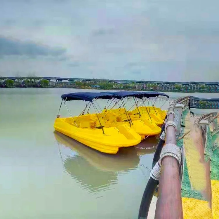 4-5 Person PE Plastic electric boat for resort theme Park