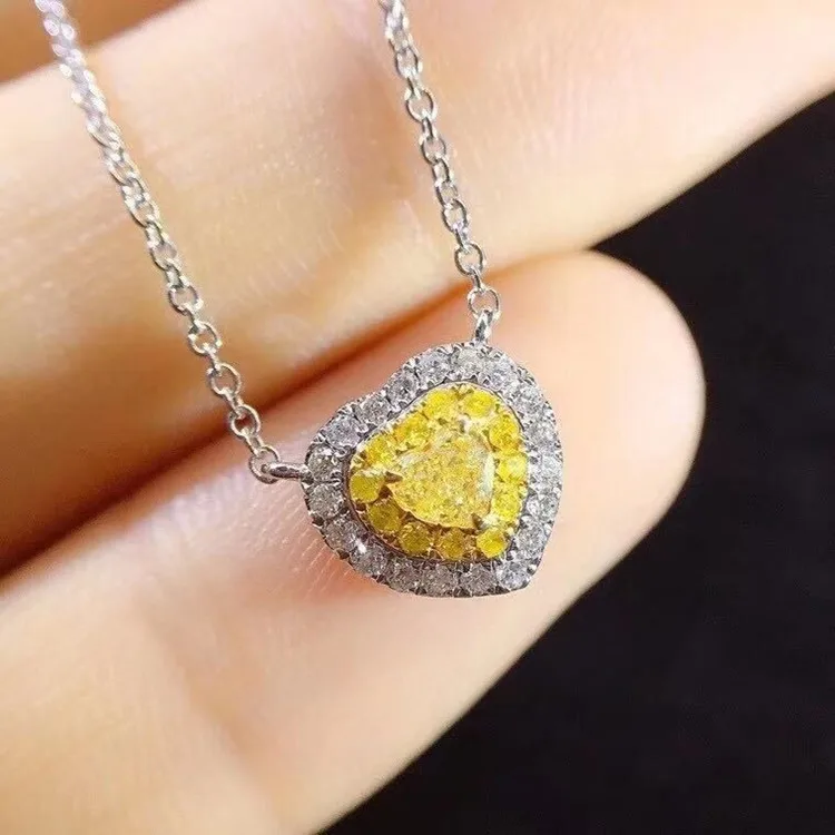 
SGARIT brand trendy 18k gold diamond Jewelry wedding heart shape 0.13-0.15ct Natural Yellow Diamond necklace 