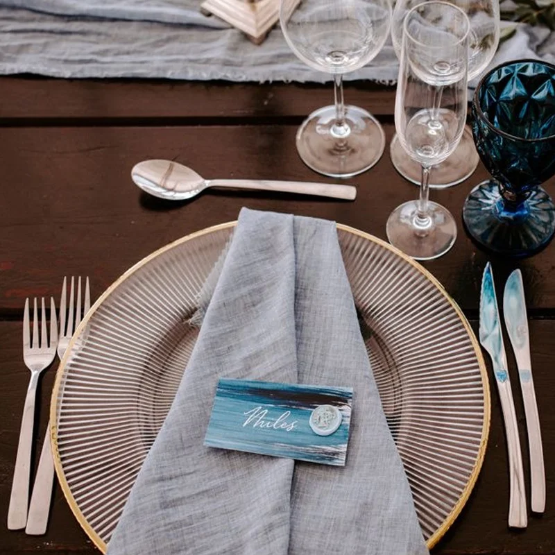 wholesale high quality modern rose gold  trim transparent beaded plastic charger plates decorative elegant wedding charger plate