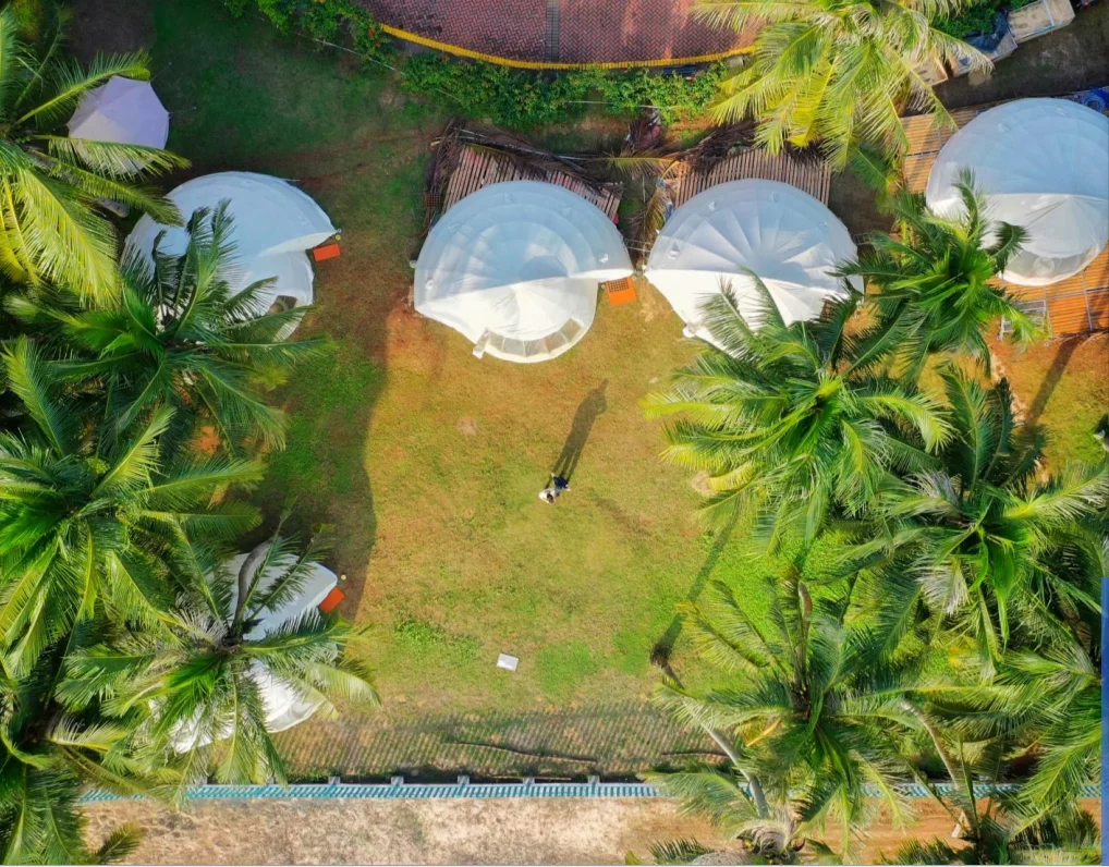 Outdoor Tourism Mountaineering Snow Anti-cold Camp Tent with Toilet Single Bedroom Bed Yurt - 40 degrees Tourist Rental tents