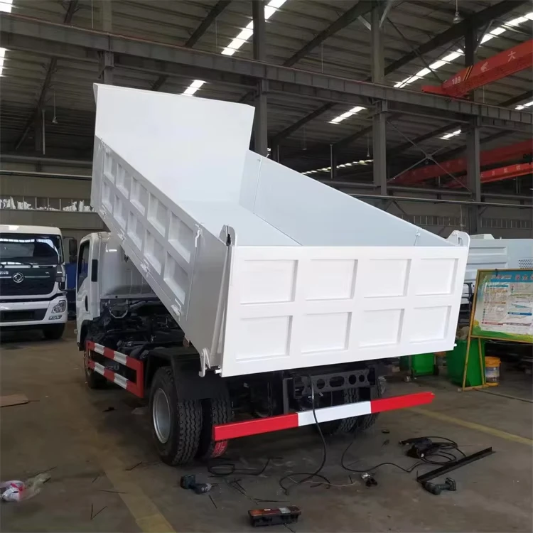 Isuzu 190 HP 4X2 Diesel Fuel Dump Truck Rear Camera Left Steering Euro 6 30t Capacity Famous Chinese Brand New Used Sale