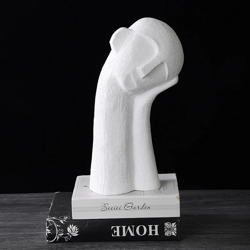 Modern Simple Black White Abstract Figure Sculpture Decoration Creative Cartoon Ceramic Art Room Body Ornament