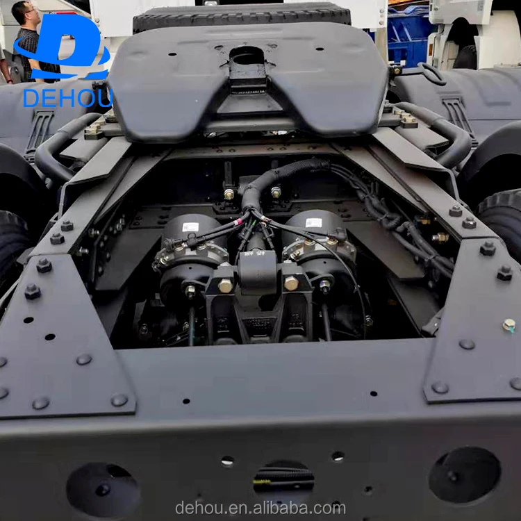 China Manufacturer sinotruk howo tractor 6x4 off-road 371 Truck Tractor Trailer price