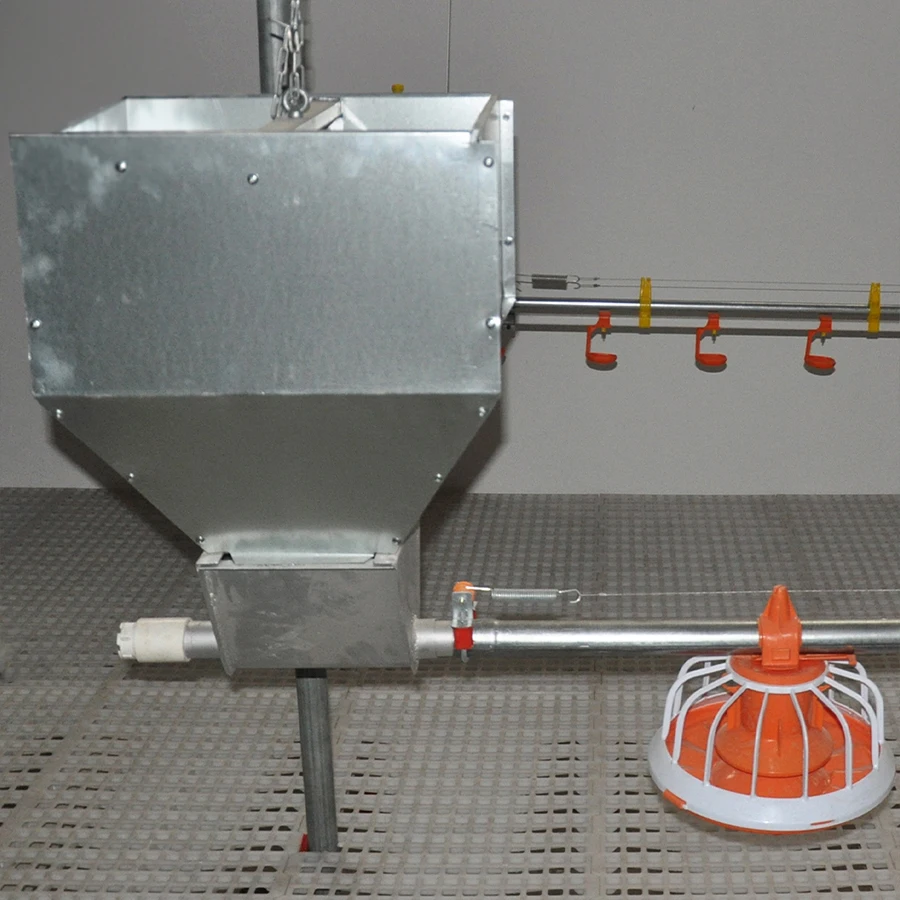 Farming Equipment automatic chicken feeders and drinkers nipple drinkers feeding line system for chicken coop/ poultry