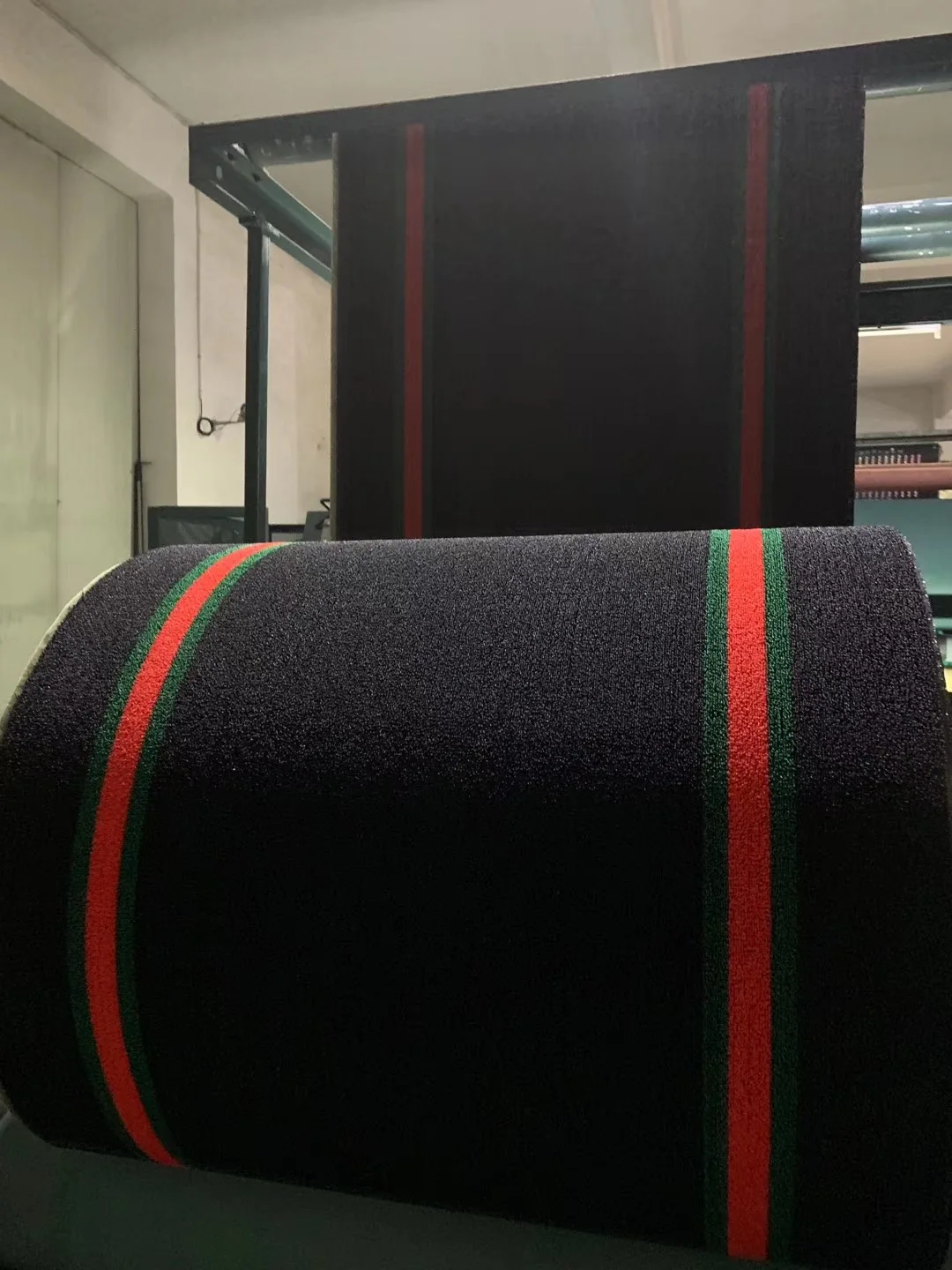 China Manufacturer Loop Car Mat Coil PE Carpet Rolls 1.05 x 12 m