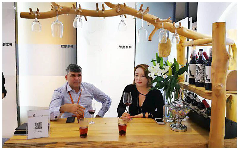 
Wholesale High Quality Wood Wine Rack Small Wine Storage Rack Display With 4 Bottles Holder 