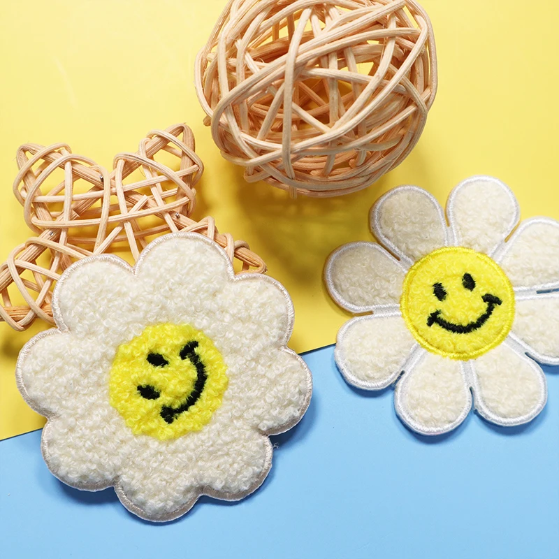 Factory Direct Supply Flower Embroidered Patches Custom Iron On Chenille Patches For Clothes/