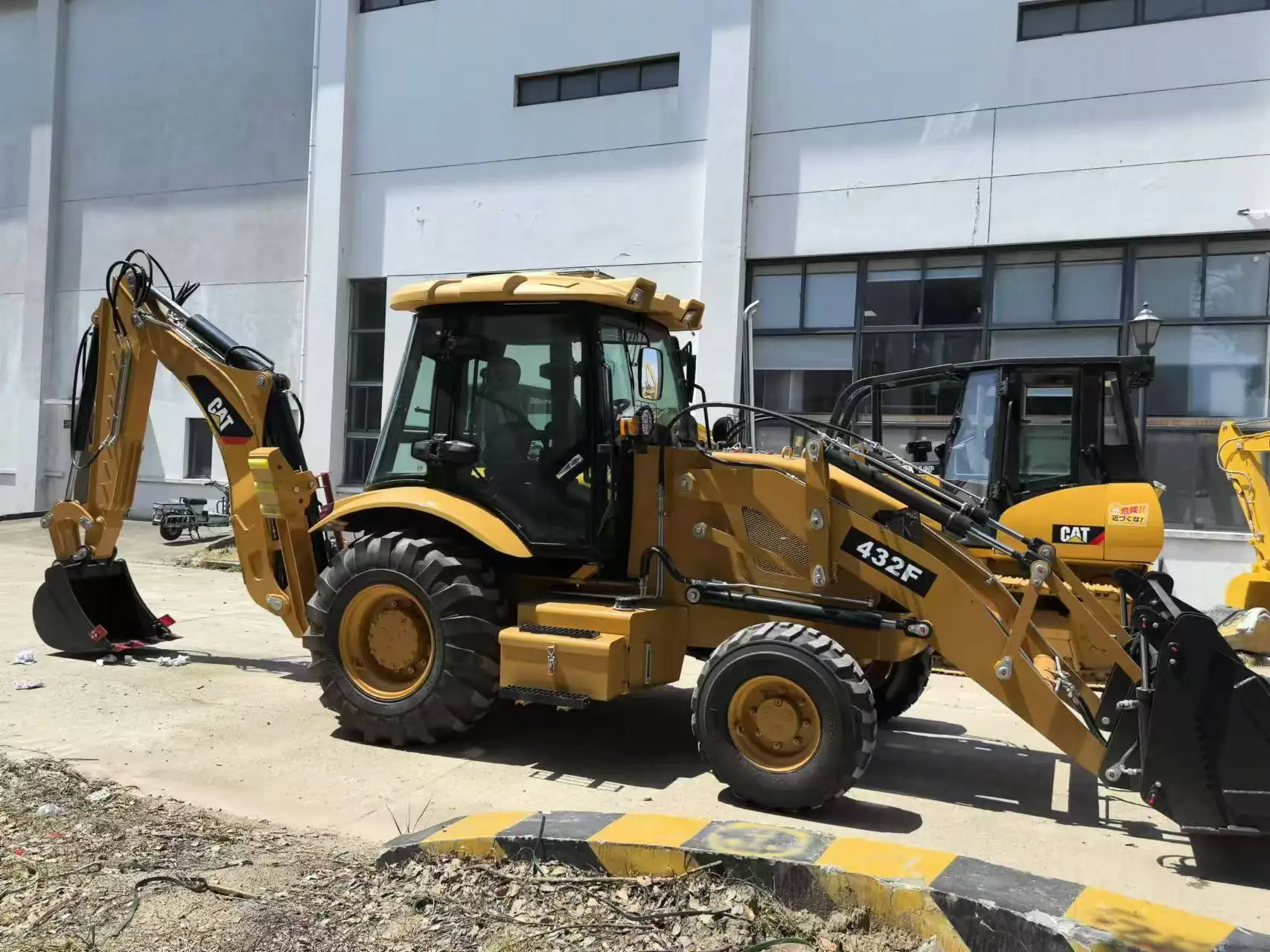 New Caterpillar 432F2 432F 420F 416F 416F2 420F2 loader with extension arm CAT 432f2 4*4 side shift backhoe loader price low