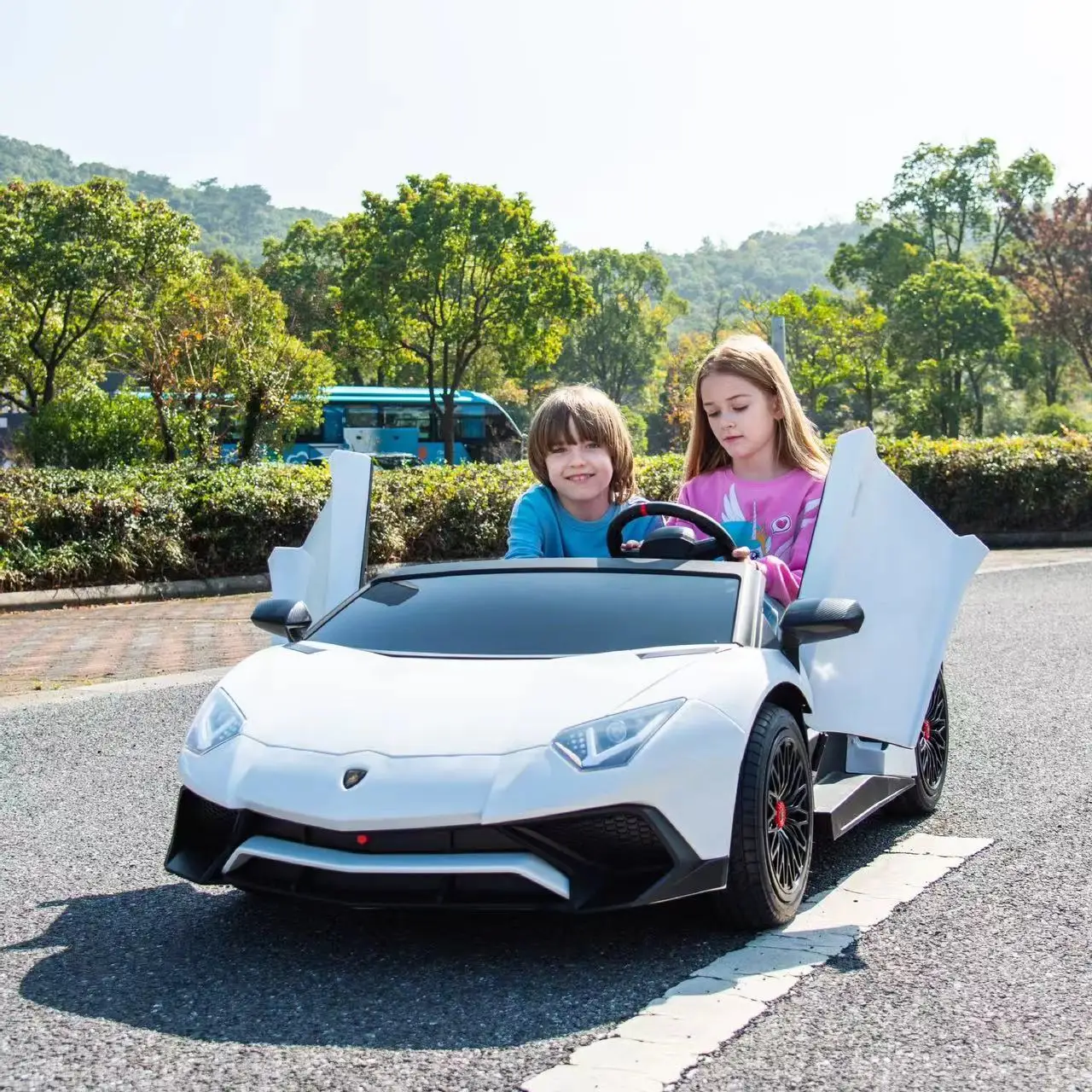 2 seats licensed adult kids brushless motor 24V electric powerwheels battery operated ride-on cars for big kids