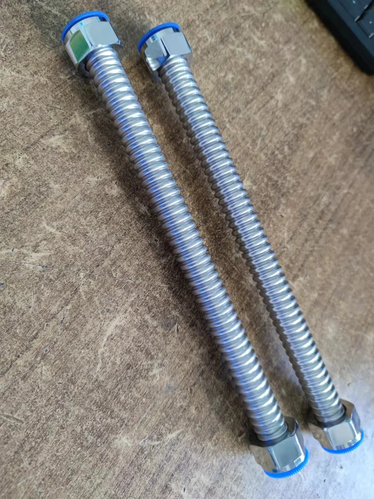 Corrugated Stainless Steel Flexible Water Line - for Water Softeners Filters System Supply - Heavy Duty Bendable Flex Pipe