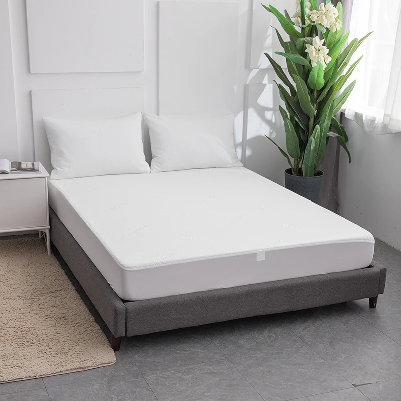 Soft Breathable bamboo Jacquard 100% Waterproof Mattress Protector