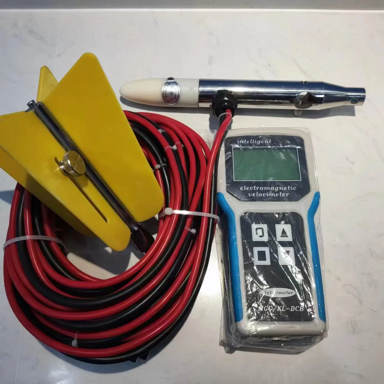 Portable electromagnetic variable area river stream water flow meter MGG/KL-DCB flow rate measurement