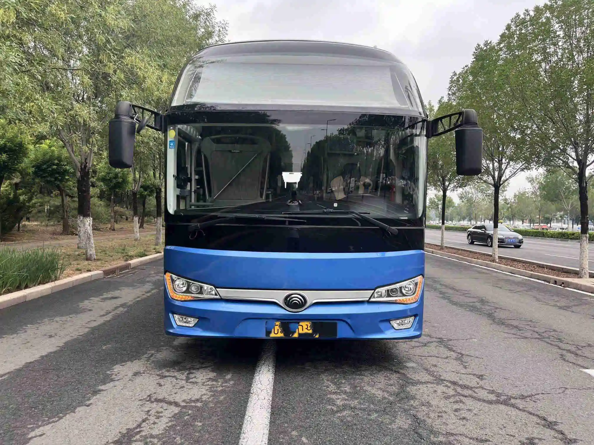 Шикарный туристический автобус ZK6148 Yutong 56 сидений автобусный со
