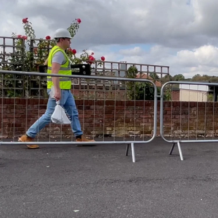 Crowd control safety barricade traffic barrier stainless steel barricades galvanized pedestrian barriers crowd control  fence