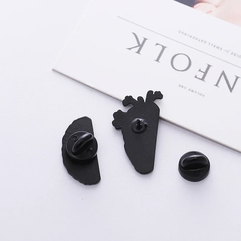 Heart Organ Series Brooch Medical Anatomical Heart Enamel Pin Brooches Heart Neurology pins Lapel Badge for Doctor Gifts