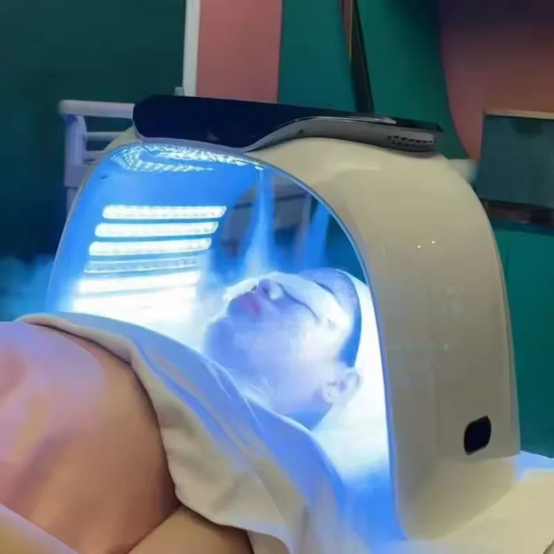 New 7 Color Skin Tightening Nano Spray Facial Panel Face Mask PDT LED Light Therapy Device With Hot And Cold Steamer