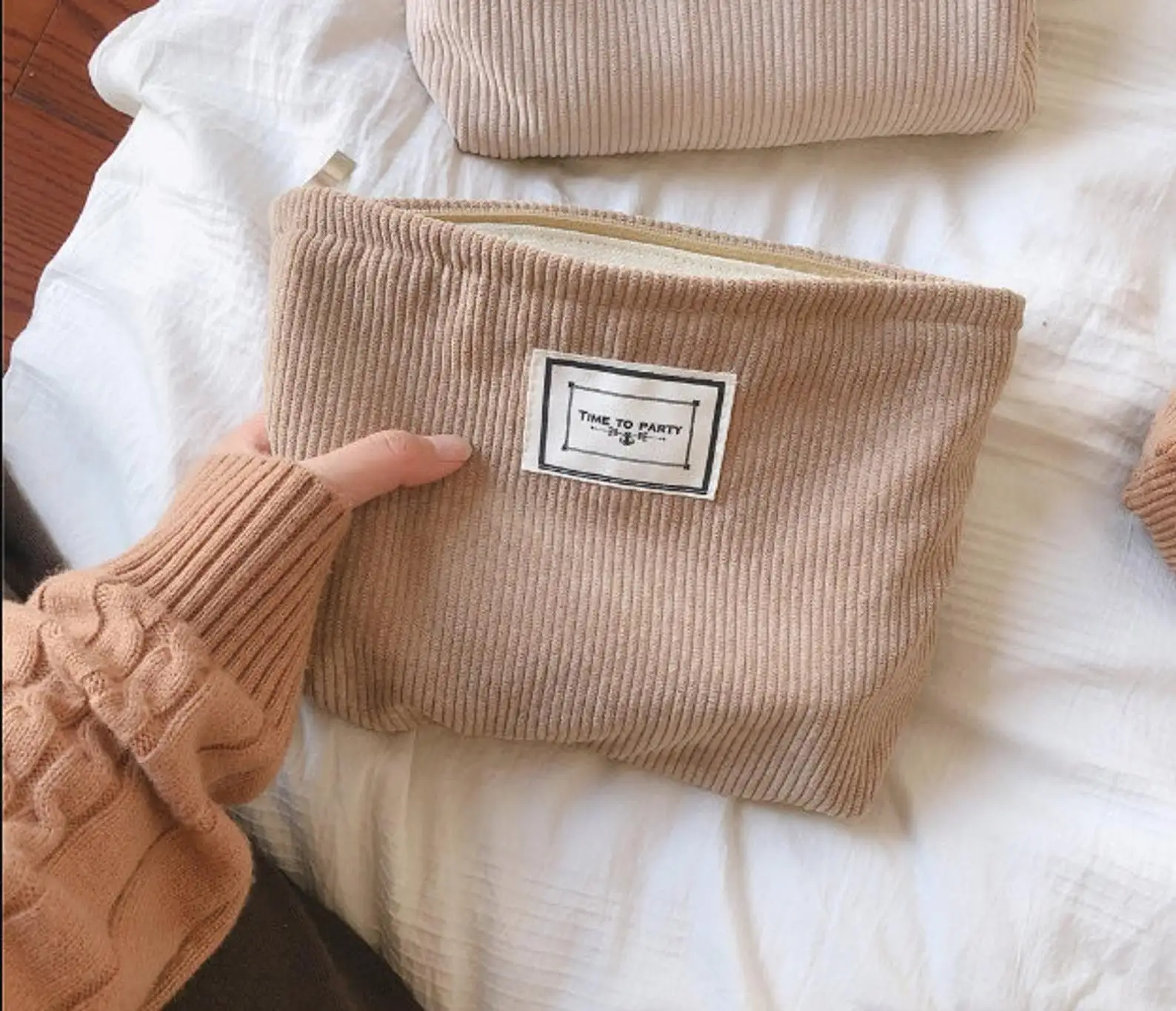 Soft Corduroy Velvet Beige Zipper Large Capacity Cosmetic Bag Clutch Bag Personalized Makeup Bag Pouch