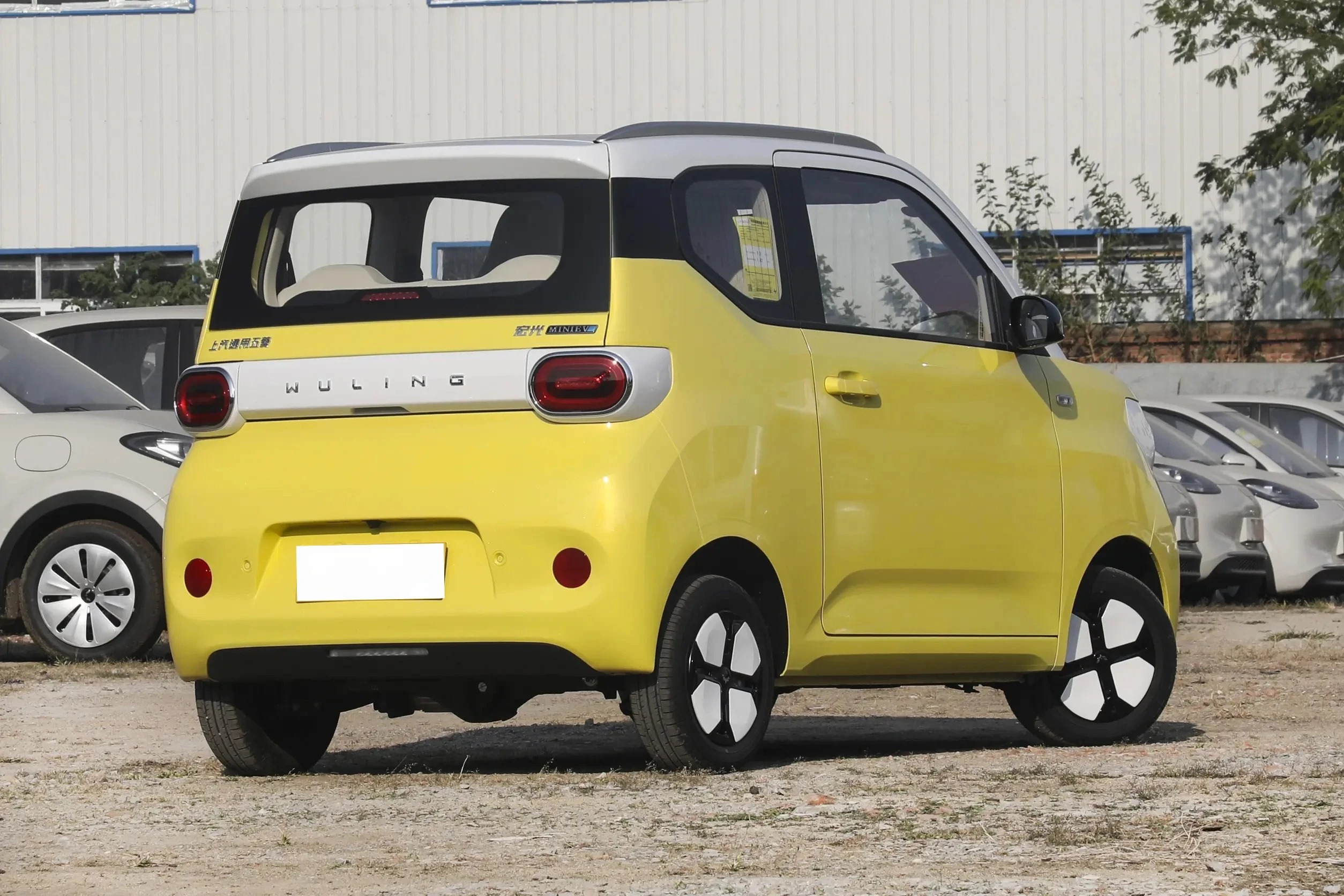 2024 Wuling Hongguang Mini EV Car Left Hand Drive Pure Electric New Energy Vehicle