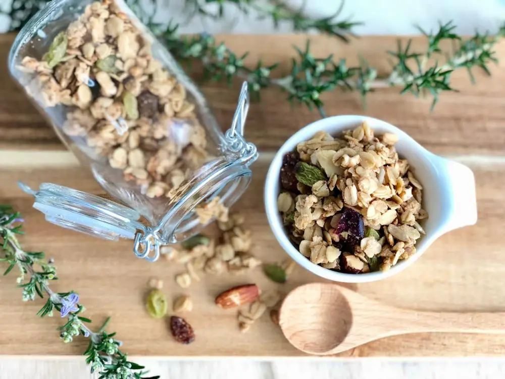 
Healthy delicious instant oatmeal breakfast cereal made in japan 