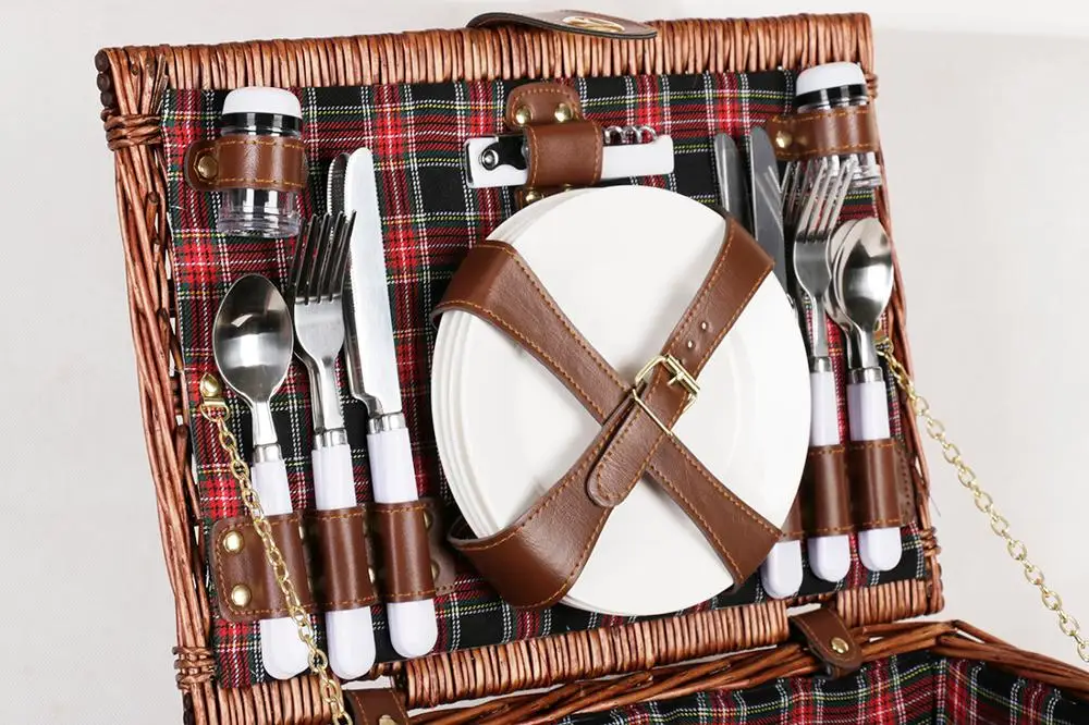 
Arched Picnic Basket Hard Top Picnic Basket For 6 