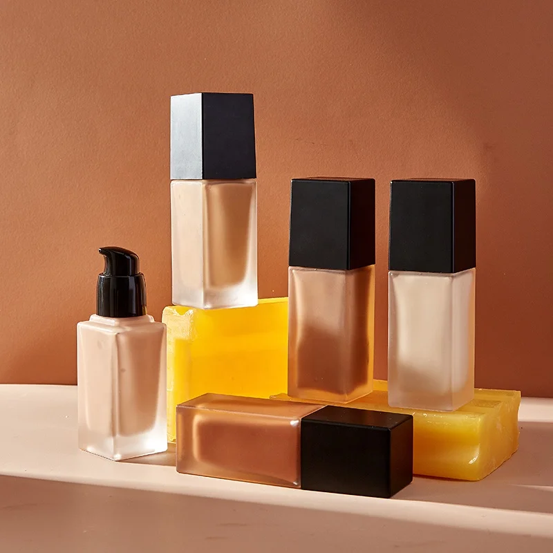 Luxury Light Master Foundation Oil Skin Saver VS Dry Skin Saver High Quality Liquid Base Foundation