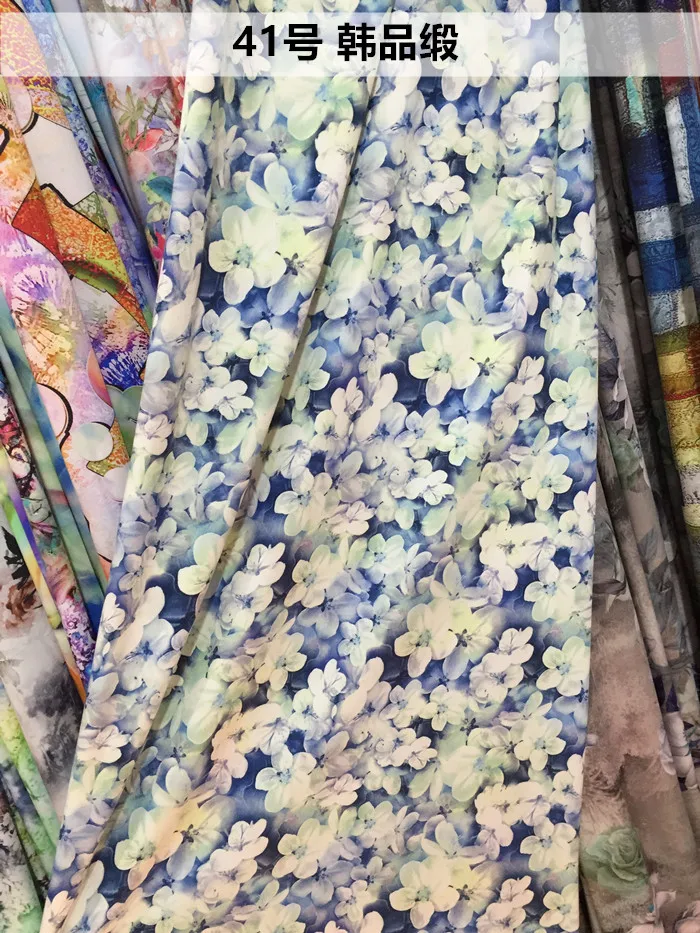 2022 Anti static Waterproof free shipping Cotton silk material viscose fabric silk fabric 60 digital printing qipao fabric