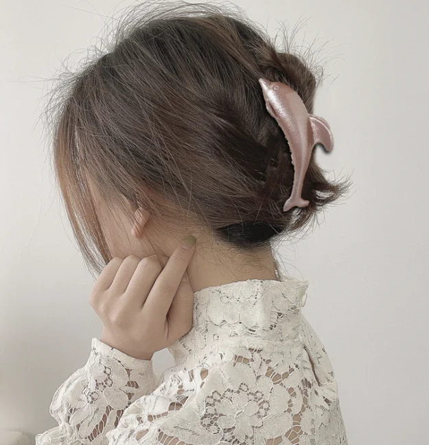 New Dolphin Shape Hair Clips Fashion Bright Plastic Hair Claw Clips Korean Hair Accessories For Girls