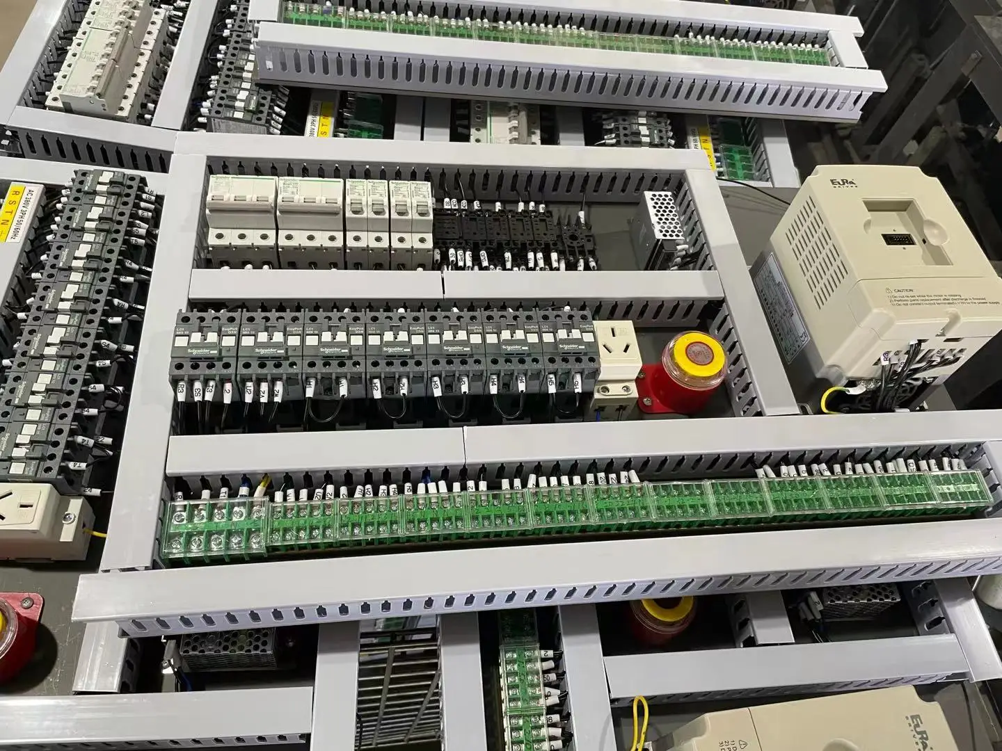 DPJ-A22 PLC автоматическая высокоскоростная машина для формования бумажных стаканчиков/полностью производства стаканчиков