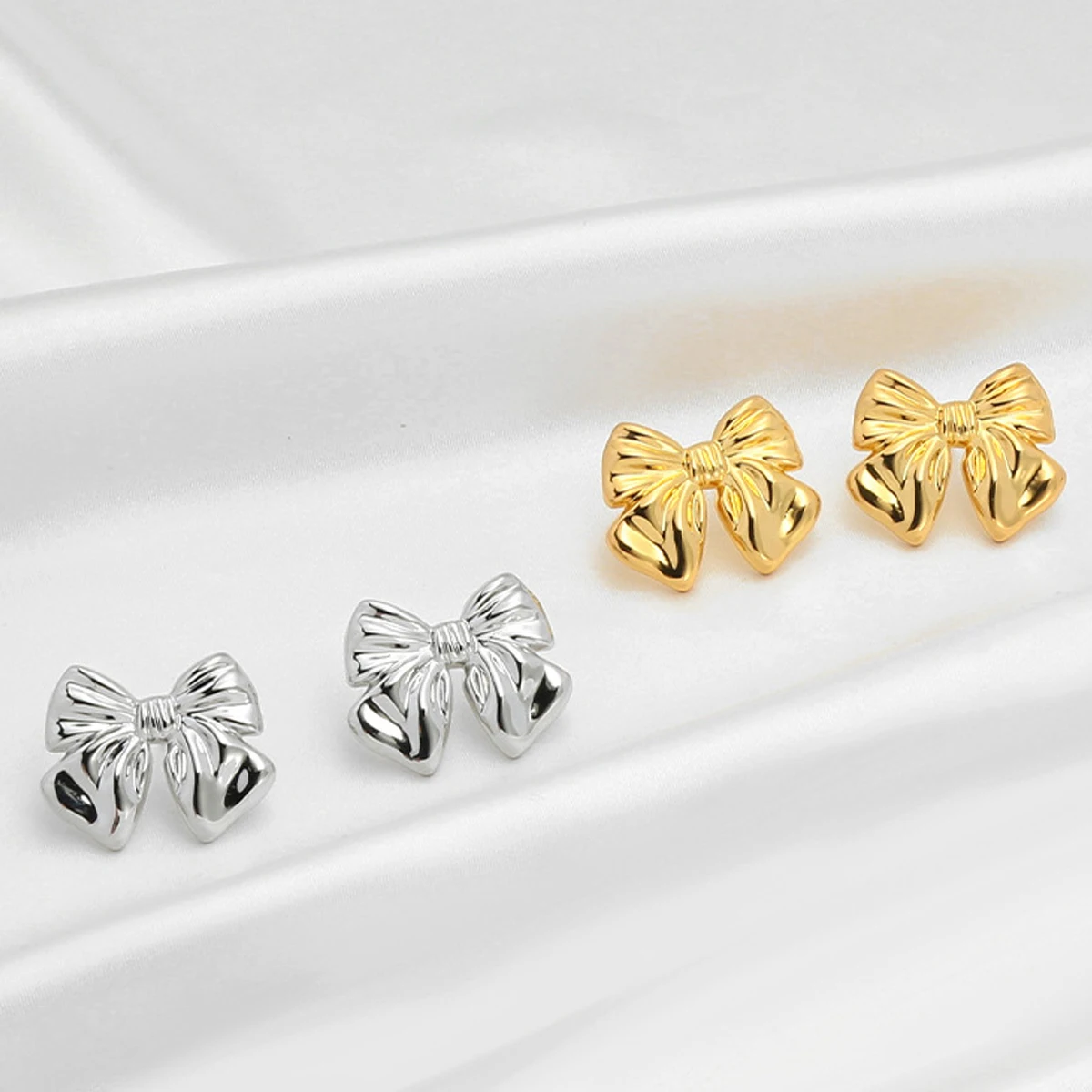 Fashion jewelry 18k gold plated bow jewelry 925 sterling silver needdle hypoallergenic bow stud earrings for women