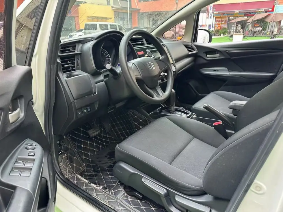 wholesale 2017 Honda Fit 1.5L CVT automotive taxi driving school online car-hailing cheap used cars