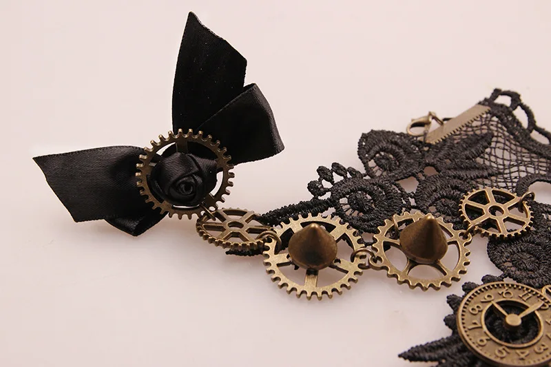 
Steampunk Alloy Gear Vintage Retro Lace Hand Chain Women Gothic Hand Ring Bracelet Finger Chain Ring Bracelet 
