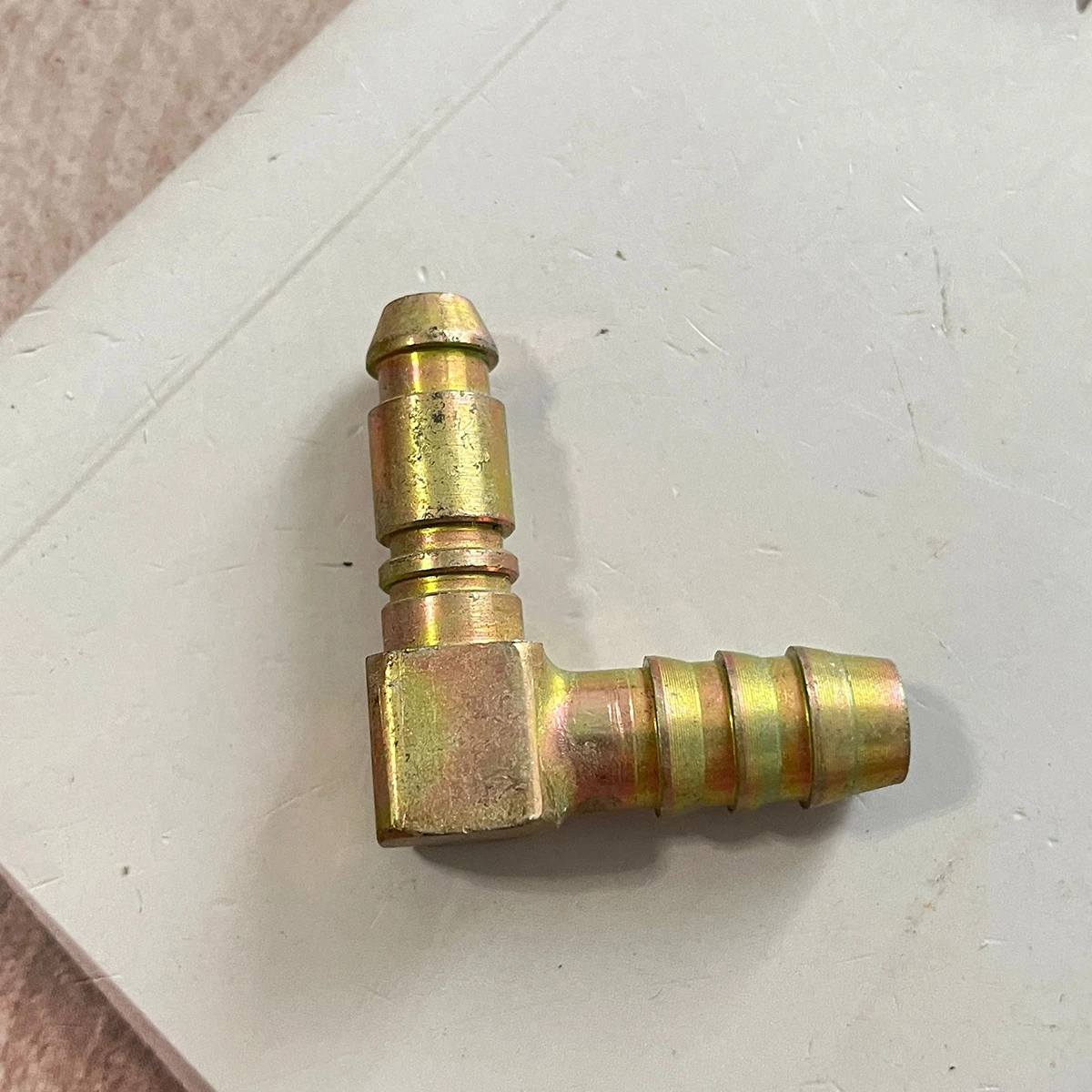 Quick insert pump connector Quick insert nylon tube quick insert truck brake master pump connector iron hydraulic connector