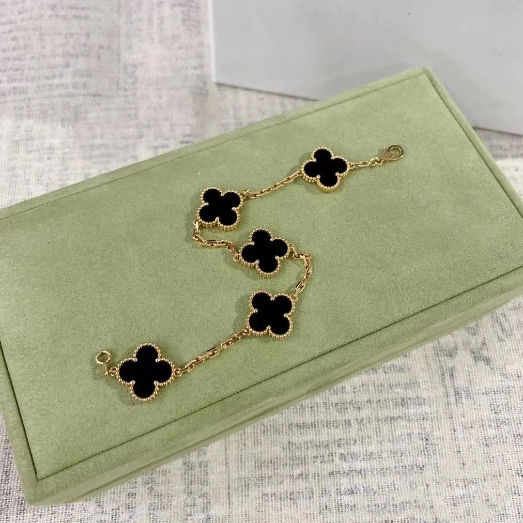 Factory Wholesale High Quality Four-Leaf Clover Five-Flower Bracelet Plated 18K Gold Lucky Grass Bracelet For Girls Luxury Gift