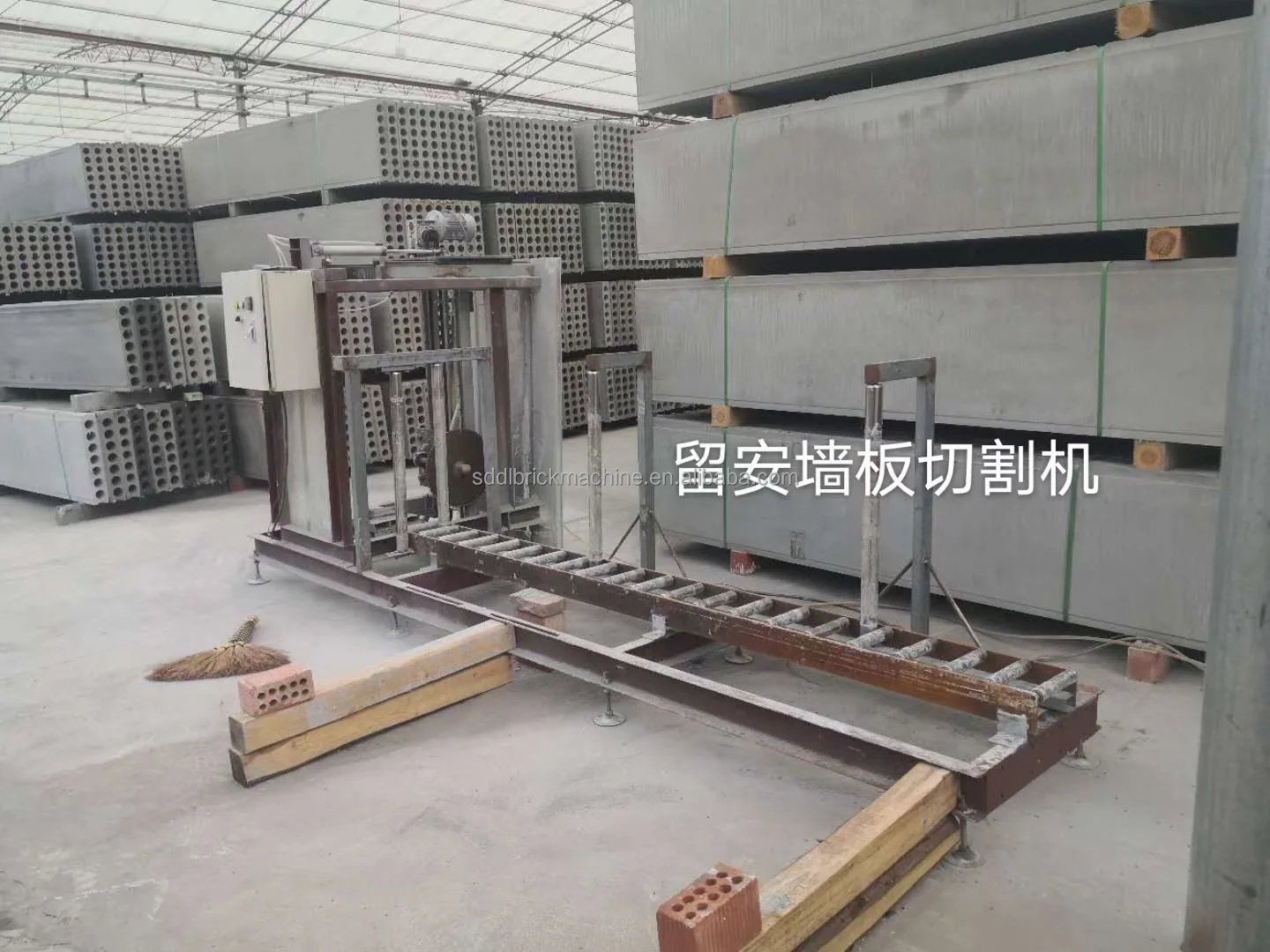 Машина для производства гипсокартона/Производственная линия гипсокартона