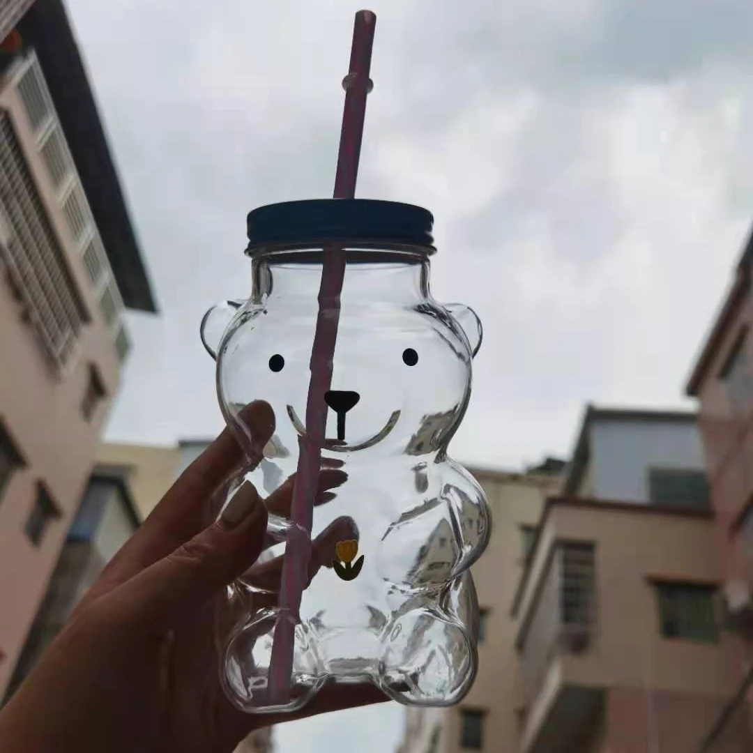 wholesale 550ml teddy bear shaped frosco vidrio glass bottle honey beer candy sugar glass jar with lug lid straw