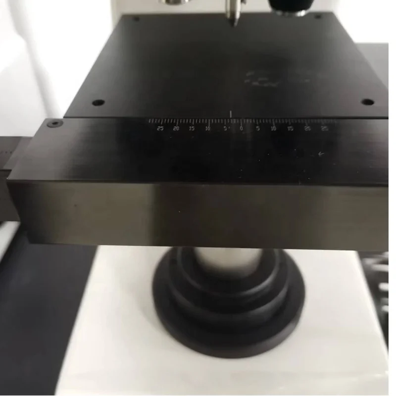 Полностью автоматический Высокоточный тестер твердости металла лабораторный дюрометр Vicker