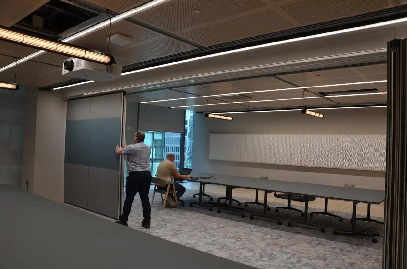 Меламиновые деревянные раздвижные стены, разделитель для комнаты, съемная Складная акустическая панель, движущаяся стена