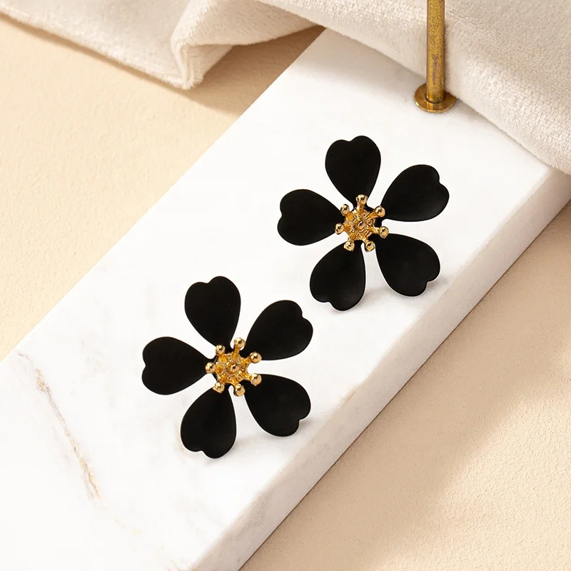 Wholesale Korean Women Dainty Fashion Stud Earrings Vintage Colorful Sakura Flower Earrings