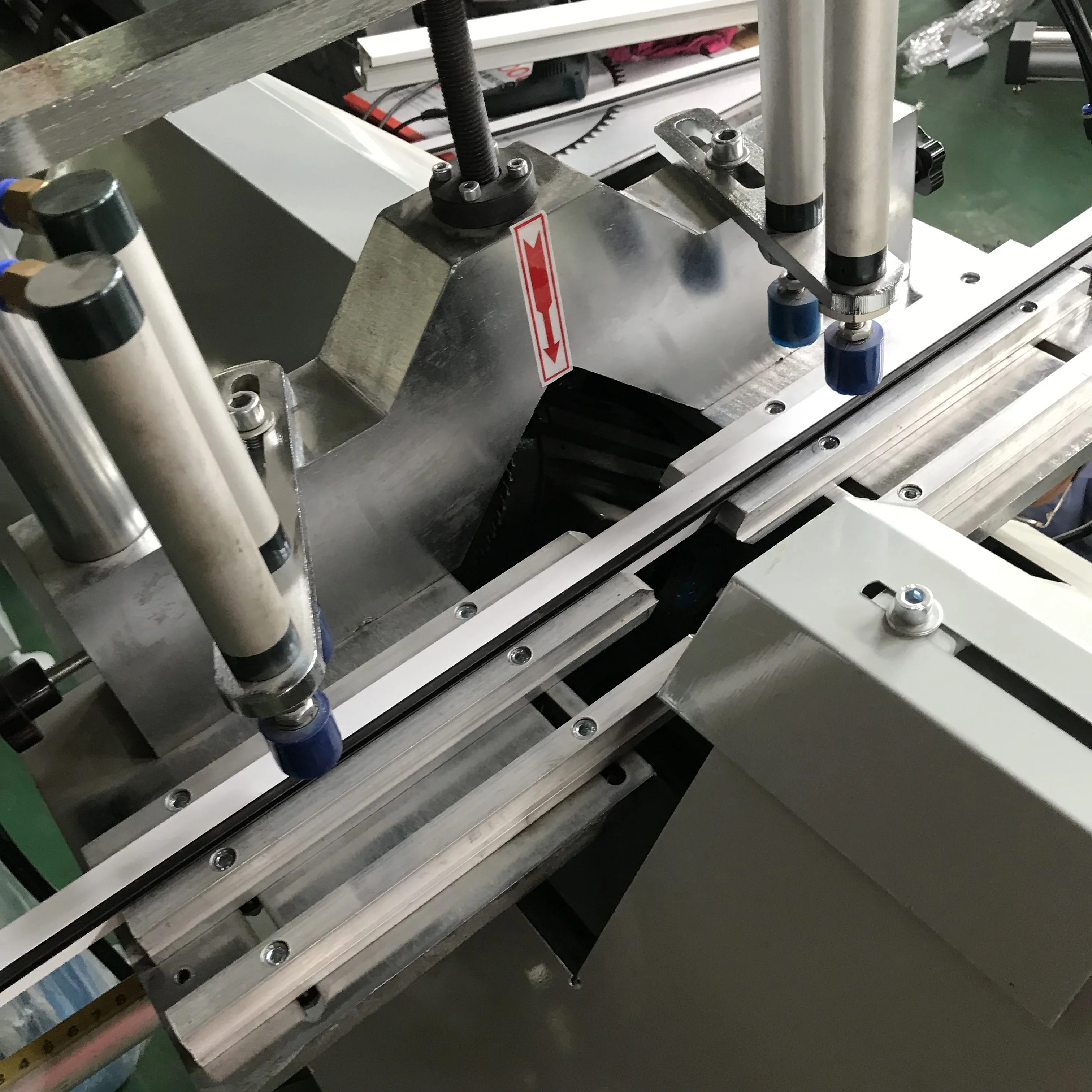 glass batten cutting saw/glazing bead saw for pvc window and door