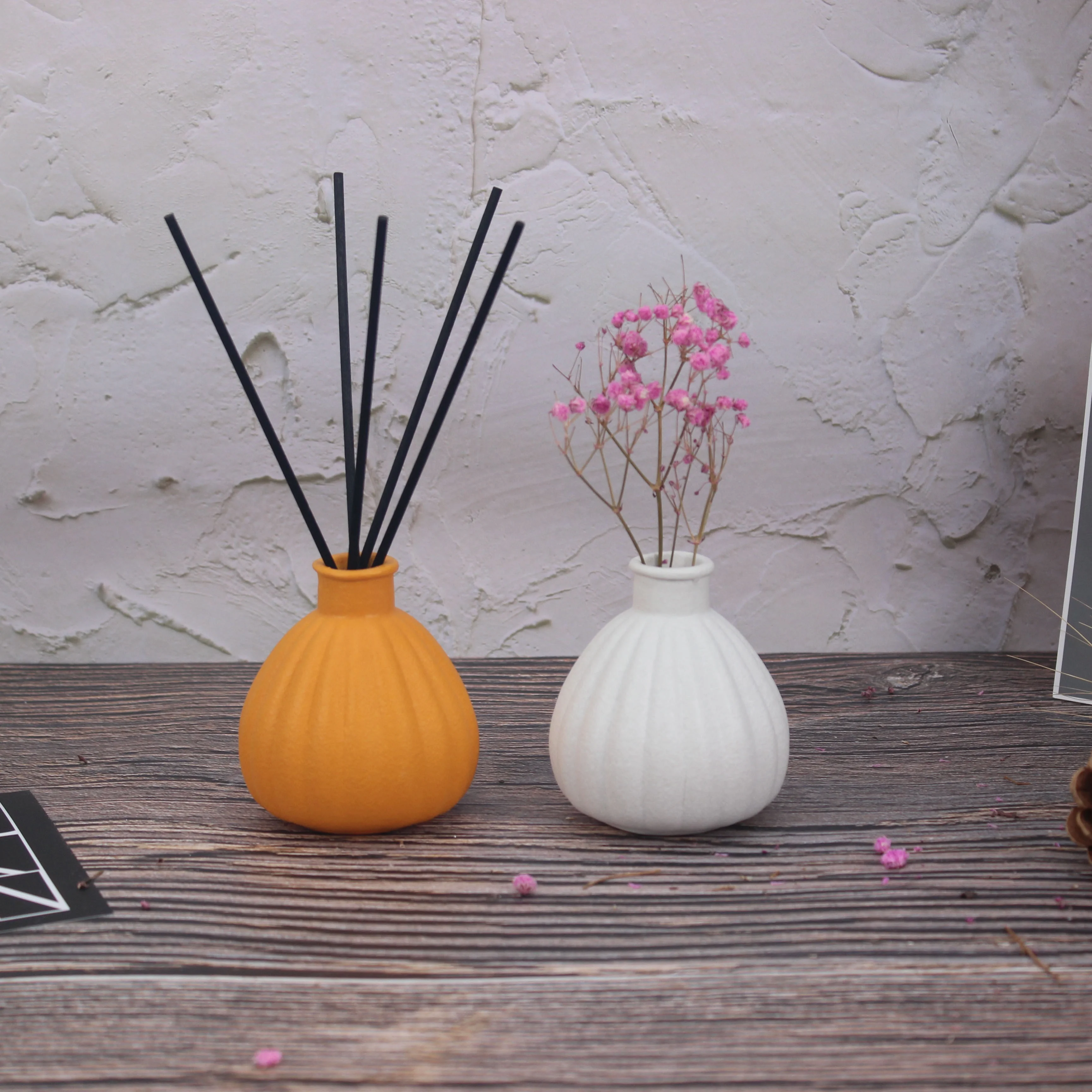 Oil Diffuser & Reed Diffuser Sticks  ceramic essential oil empty reed diffuser bottle