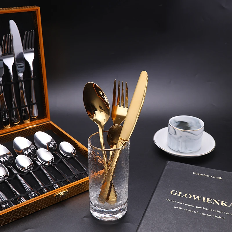 
Luxury gold stainless steel dinnerware set 24 pcs cutlery set with wooden box 