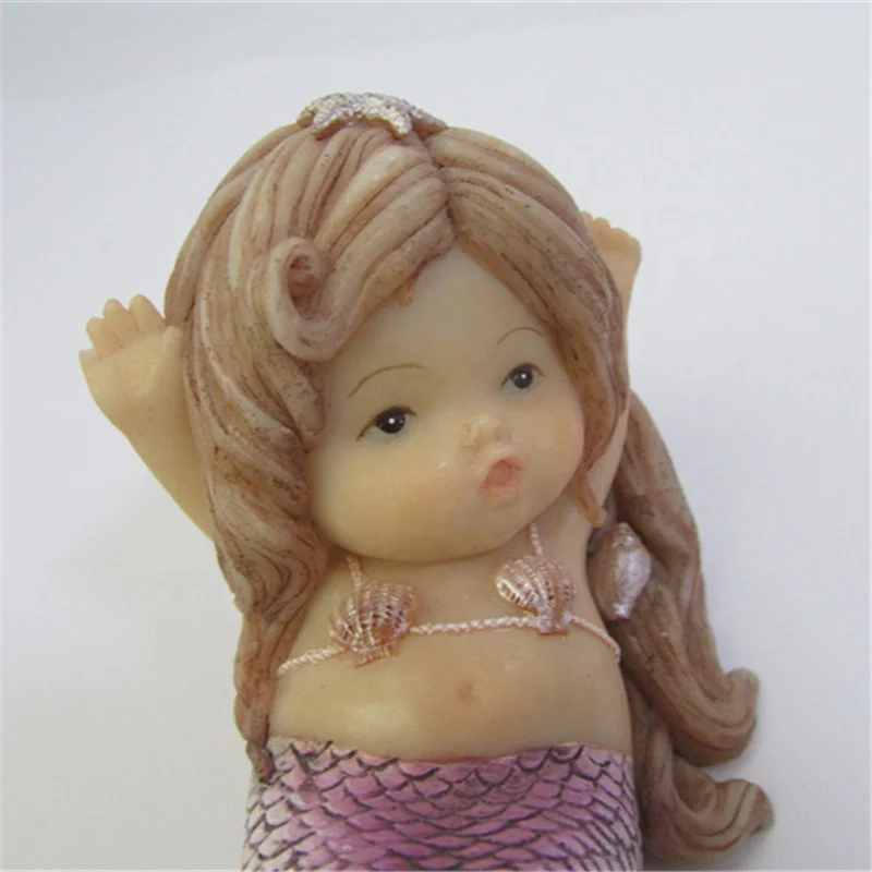 ED11408D Personalized Handmade Painted Resin Mermaid Figurine On Artificial Decoration Miniature Gift