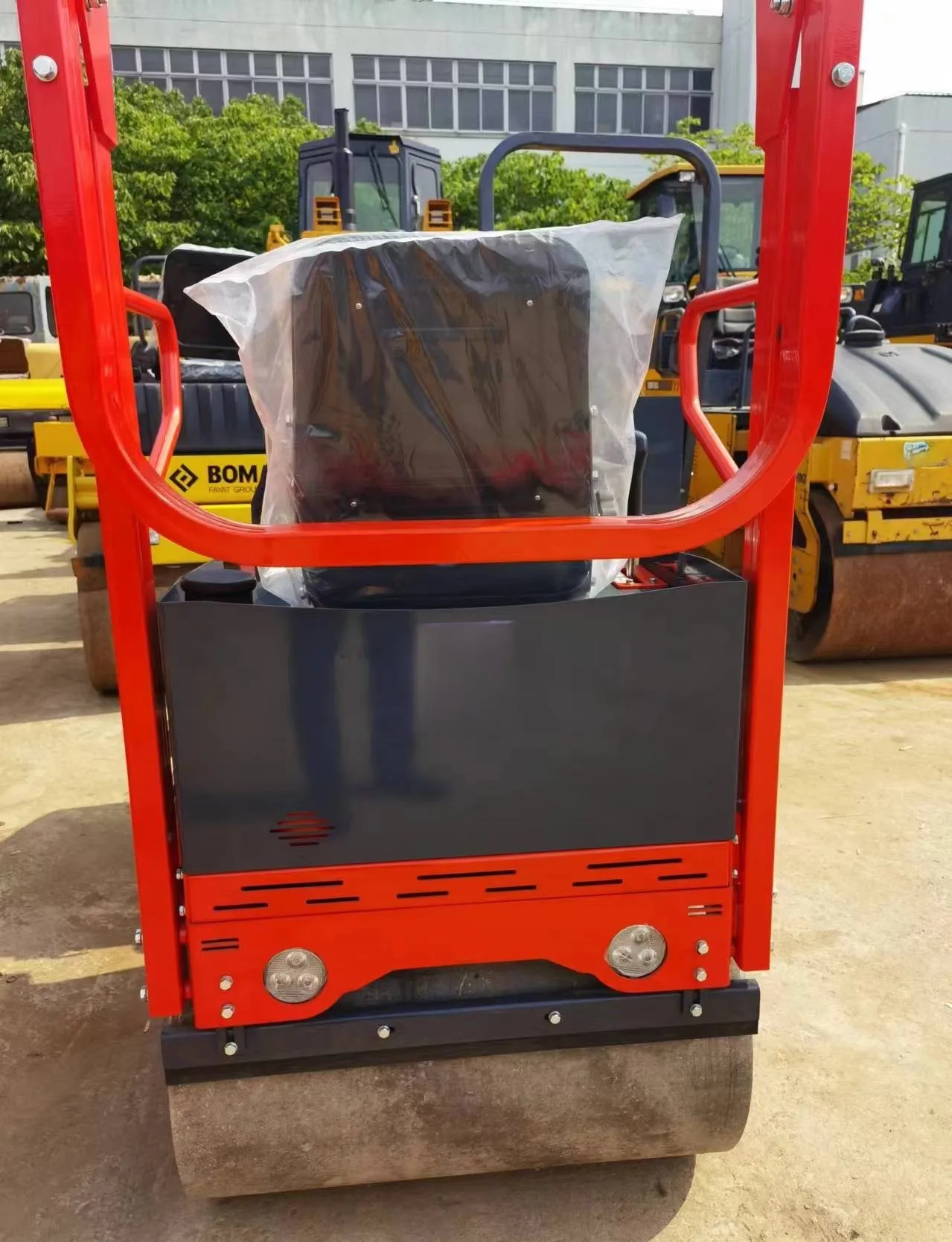 Top Mac XMR303 Double Drive Road Roller Convenient Practical Used Convenient Double Drum Roller Core Incl. Engine Pump Motor