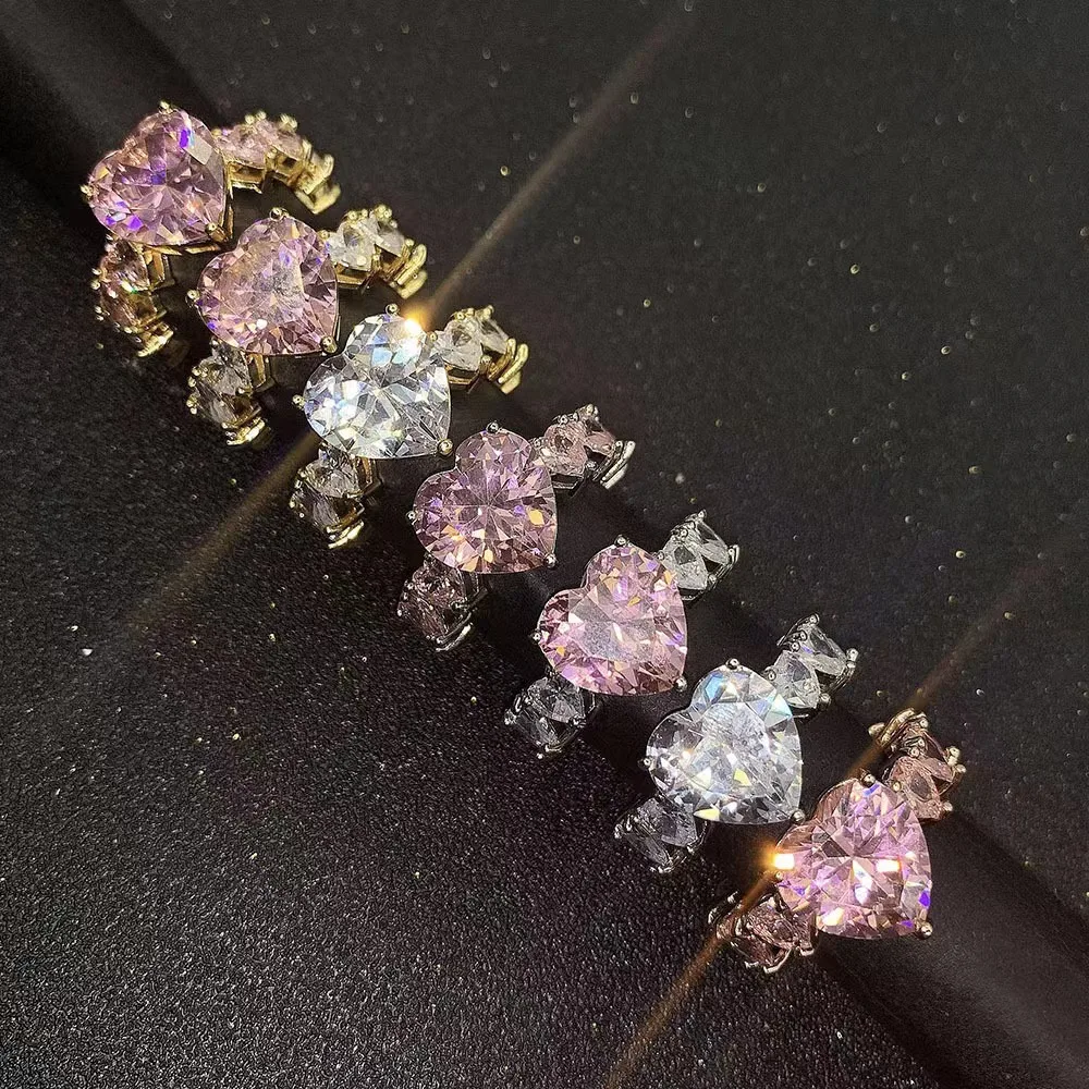 Waterproof Big Pave Full Crystal Zircon Rings Wholesale Cut Finger Jewelry Women Pink Heart Cubic Diamond Engagement