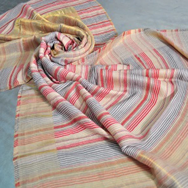 Шаль Zari из тонкой шерсти