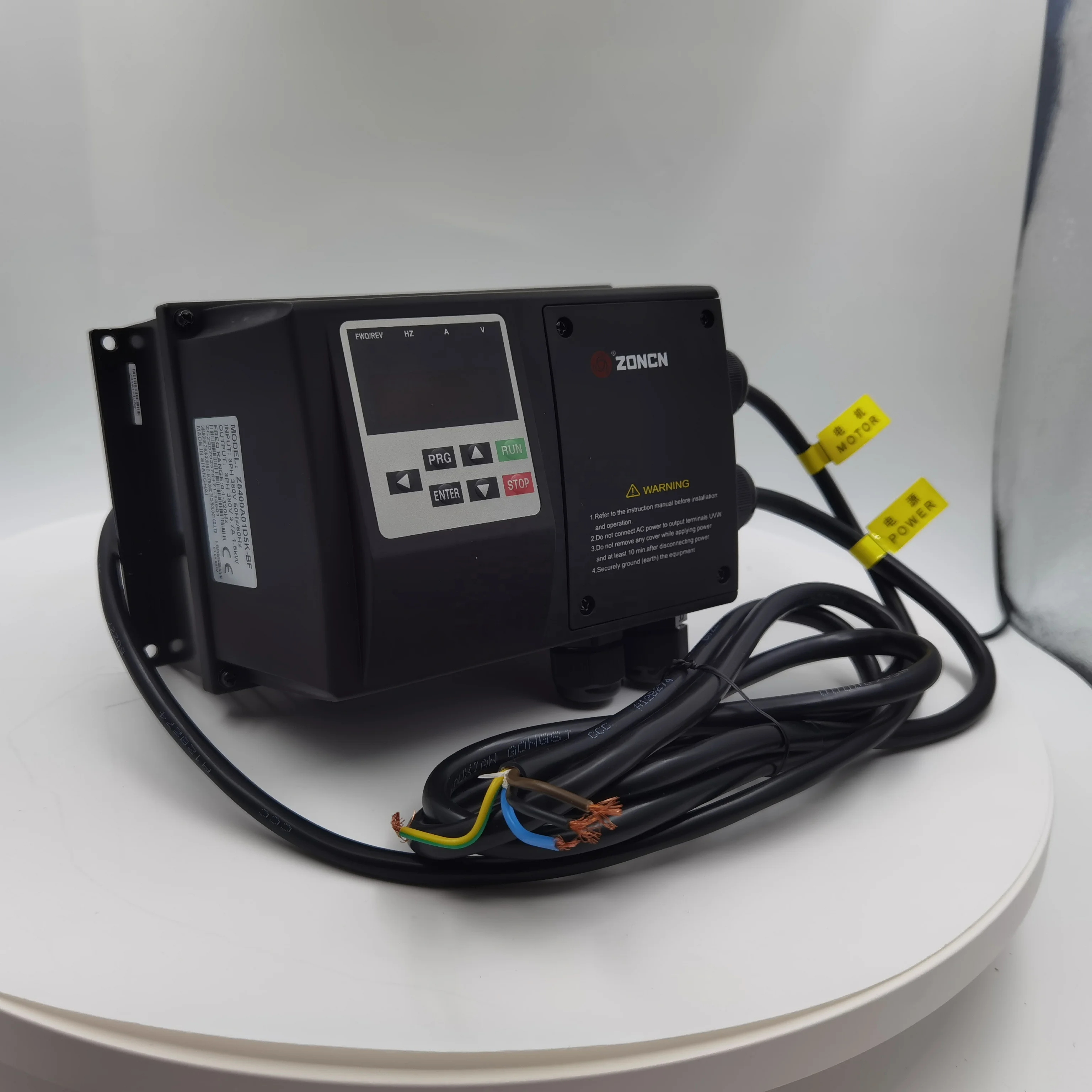 1 5 кВт IP65 Водонепроницаемый инвертор частоты 220 В однофазный VFD непосредственно установленный для водяного