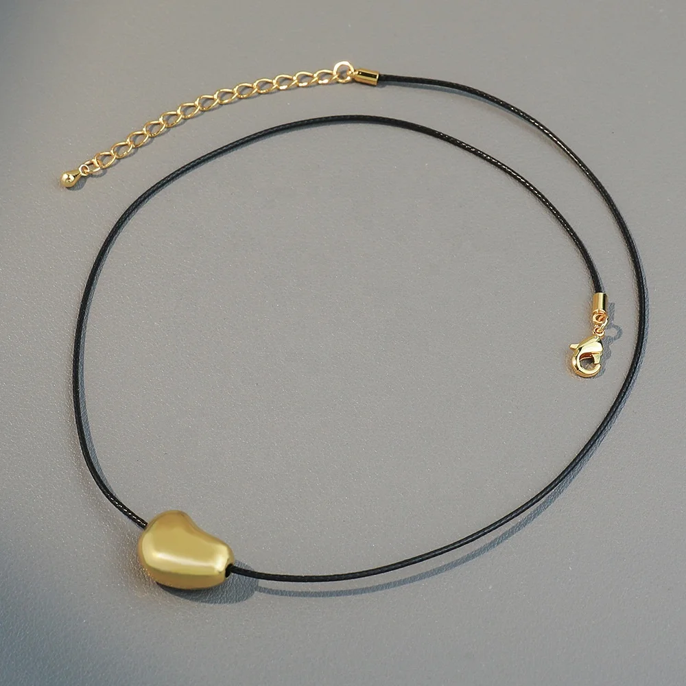 fashion simple black elastic cord bead shape choker necklace with pendant